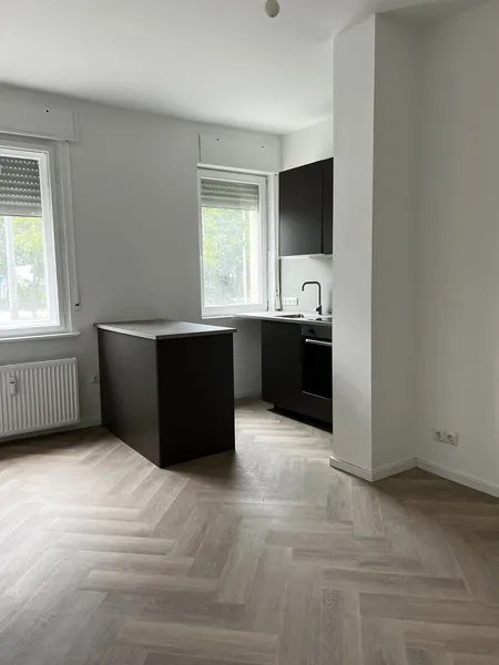 Stilvolle 2-Zimmer-Wohnung | Erstbezug nach Renovierung | Berlin-Charlottenburg — photo 1